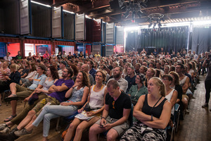 foto Lowlands zaterdag, 19 augustus 2016, Walibi Holland, Biddinghuizen #905018