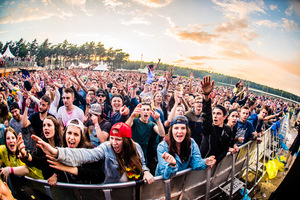 foto Sunrise Festival, 25 juni 2016, Lilse Bergen, Lille #905640