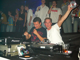 foto Hardhouse Generation, 8 april 2004, The Challenge, Hoofddorp #91228