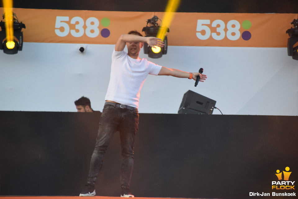 foto 538 Koningsdag, 27 april 2017, Chasséveld, met Armin van Buuren