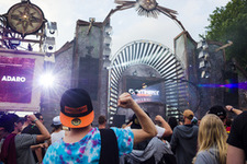 Foto's, The Qontinent, 12 augustus 2017, Puyenbroeck, Wachtebeke