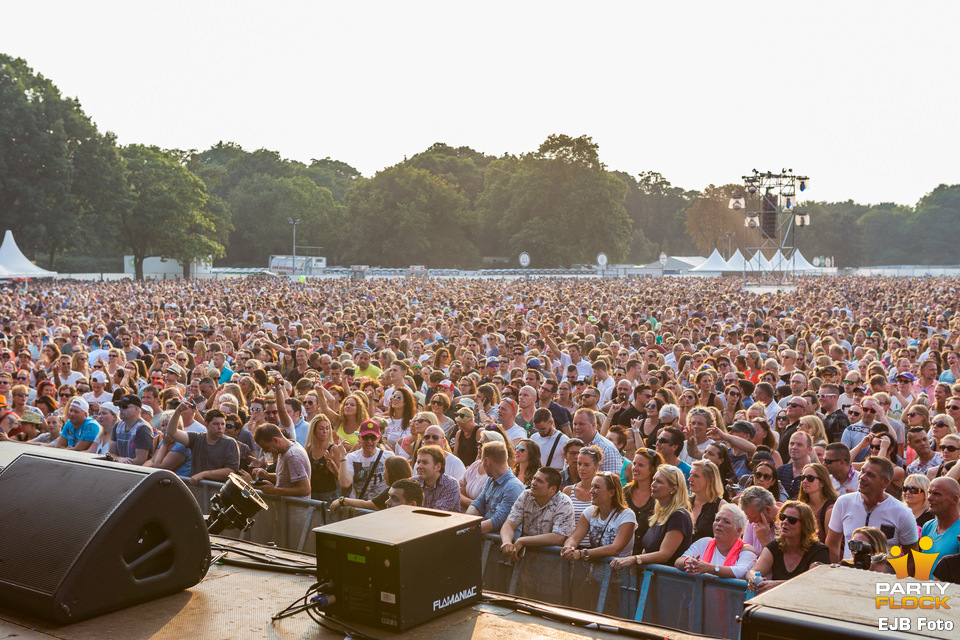 foto We love the 90's, 26 augustus 2017, Goffertpark