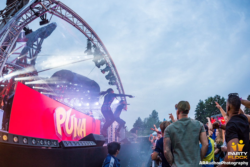 foto Mysteryland, 26 augustus 2017, Voormalig Floriadeterrein, met Zwart Licht