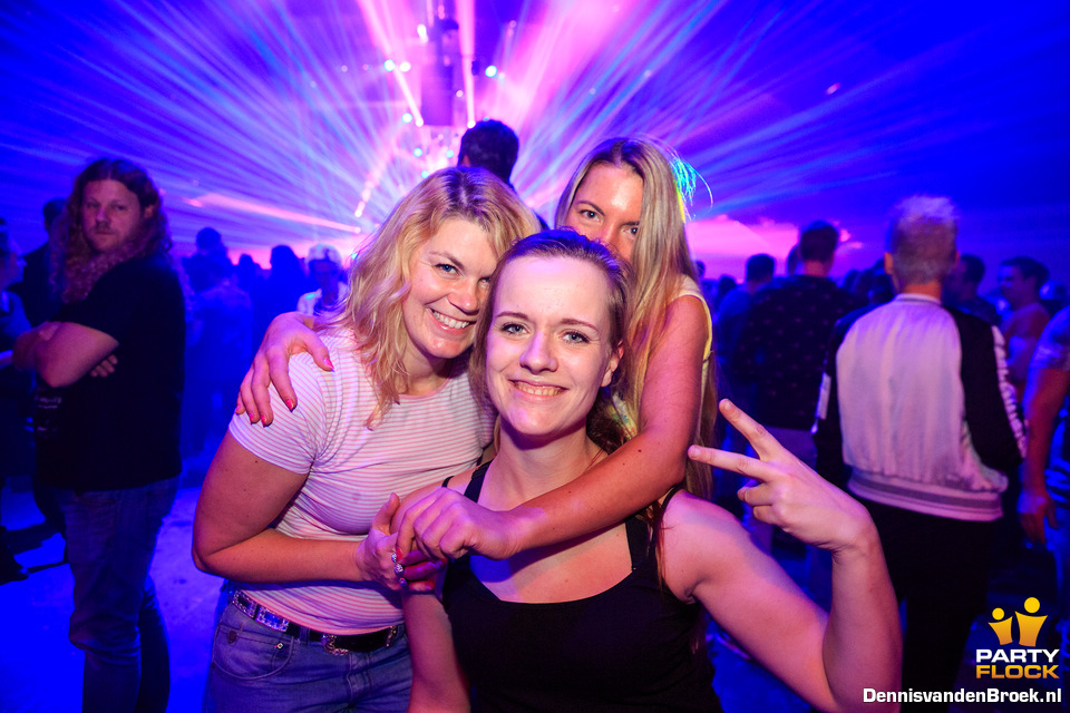 foto Remember the 90's, 25 november 2017, IJsselhallen Zwolle