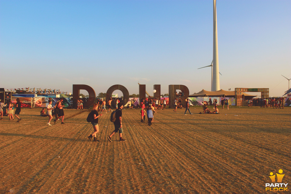 foto Dour Festival, 14 juli 2018, Festivalterrein