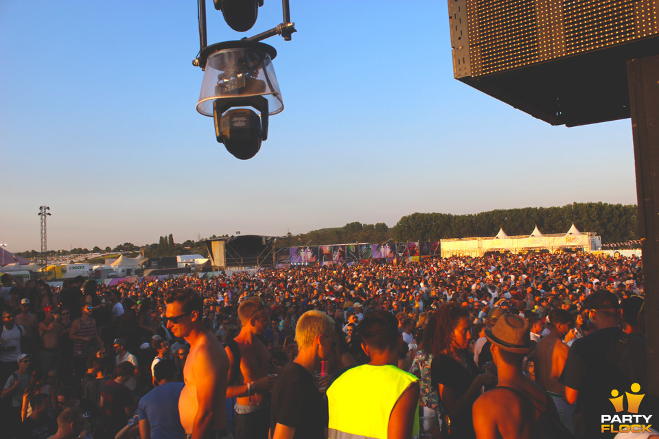 foto Dour Festival, 14 juli 2018, Festivalterrein