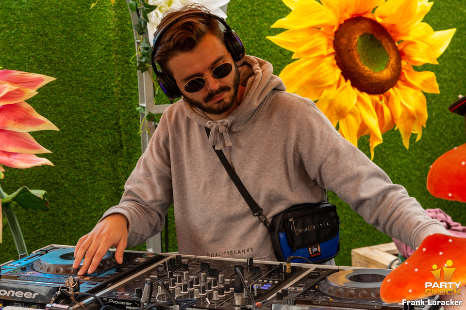 foto Elrow Town Festival, 8 september 2018, NDSM-Werf