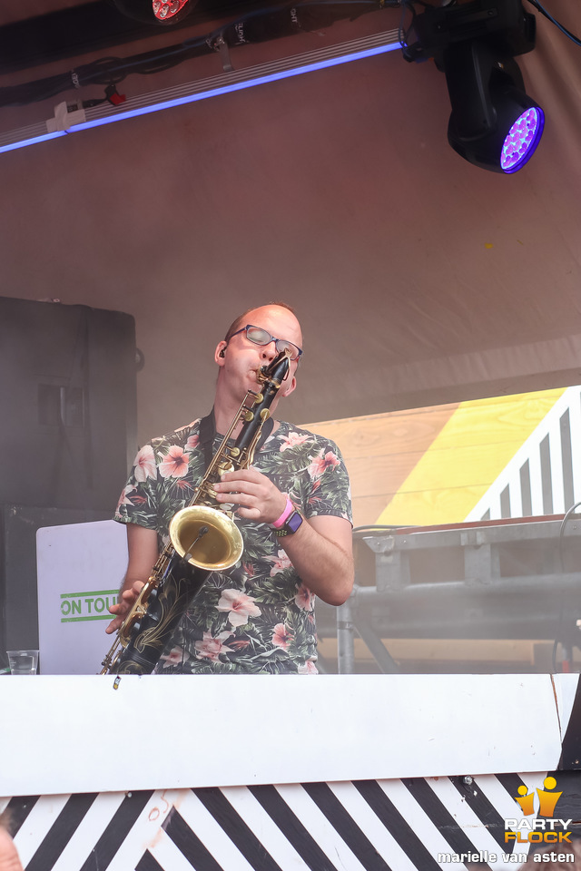 foto Groove Garden Festival, 19 mei 2019, Voormalig CIOS Terrein, met Sakso