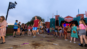 foto Guilty Pleasure Festival Weekender, 27 juli 2019, Gaasperplas, Amsterdam #962025