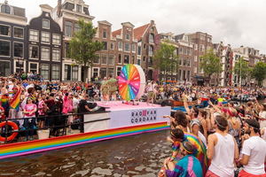 foto Canal Parade, 3 augustus 2019, Centrum Amsterdam, Amsterdam #962143