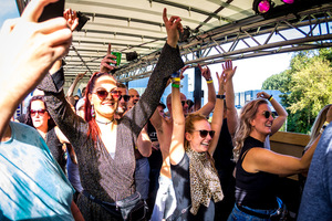 foto Dance Parade, 14 september 2019, Hooge Veenen, Nieuwerkerk aan den IJssel #965079