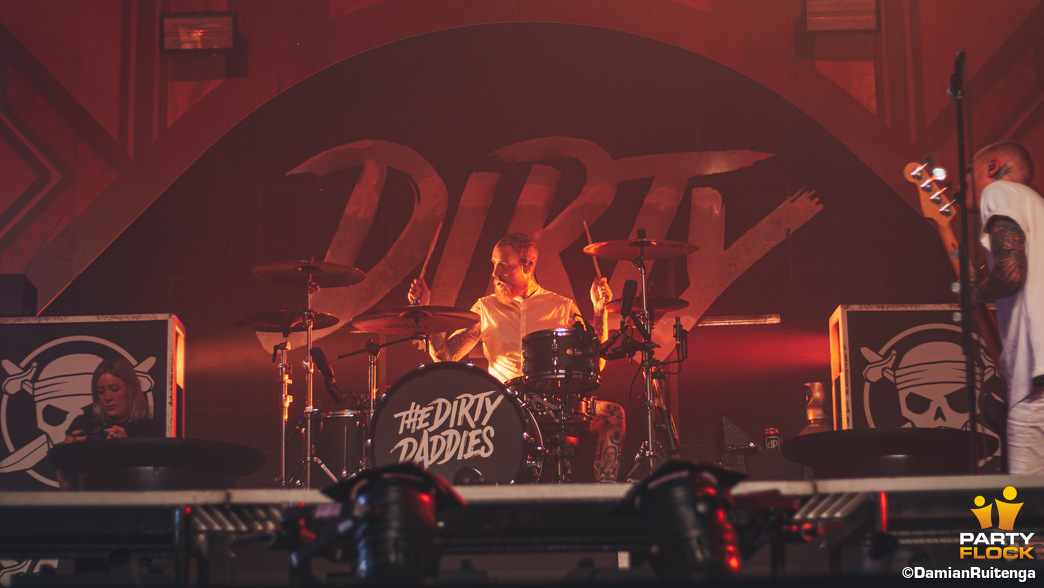 foto Festyland, 8 oktober 2021, BillyBird Park Hemelrijk, met The Dirty Daddies