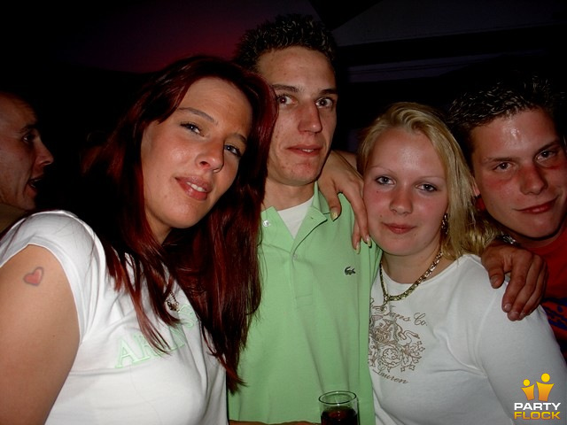 foto 't Gezellige Oldskool Feest, 28 mei 2004, Inhof