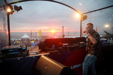 Foto's, Luminosity, 25 juni 2022, Bernie's Beachclub, Zandvoort