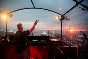 foto Luminosity, 25 juni 2022, Bernie's Beachclub, Zandvoort #983470