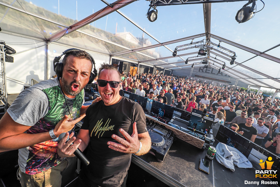 foto HardClassics on the Beach, 10 september 2022, Later aan Zee, met Yell More, Da Syndrome