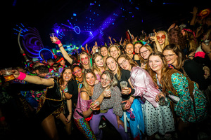 foto Qmusic the Party FOUT, 11 maart 2023, IJsselhallen Zwolle, Zwolle #991351