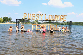 Pussy lounge Festival foto