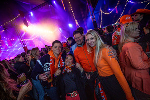 foto De Helden van Oranje, 26 april 2023, Stadspark, Groningen #997608