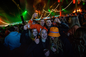 foto De Helden van Oranje, 26 april 2023, Stadspark, Groningen #997616